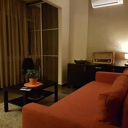 Apartment Mgtels - With Private Parking Budapest
