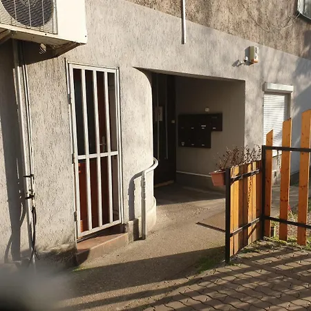 Mgtels - With Private Parking *