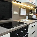 Apartman Mgtels - With Private Parking Budapest