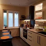 Apartman Mgtels - With Private Parking