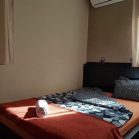 Mgtels - With Private Parking Budapest